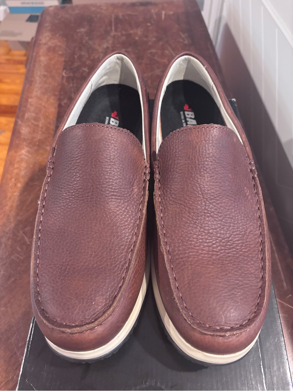 Baffin Men's Brown Pebbled Leather Slip-On Loafers